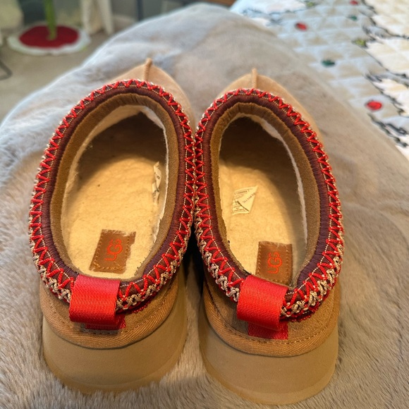 UGG Tasman Platform Slippers Chestnut SZ 7 - Picture 3 of 5